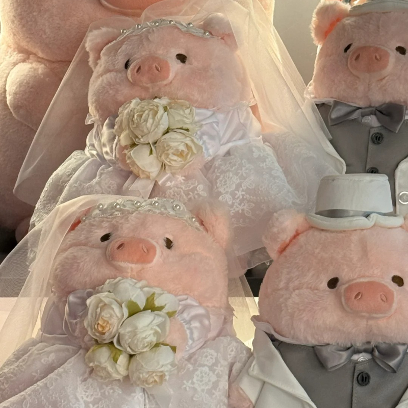 Lulu The Piggy Canned Pig West - огляд і ціна Wedding Lulu